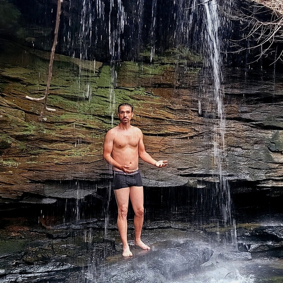 Meet your Posher, Ak - Picture 4 of 11